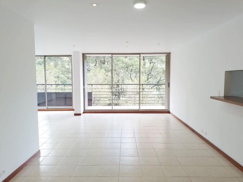 2BR Apartment with Balcony and Covered Parking in El Poblado - 9