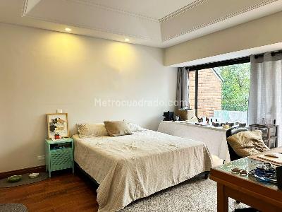 Apartamento de 4 alcobas en venta en El Tesoro, Medellín, 345 m² · foto 11 de 16