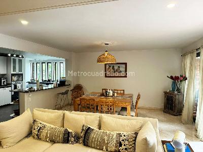 Apartamento de 4 alcobas en venta en El Tesoro, Medellín, 345 m² · foto 3 de 16