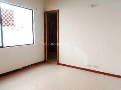Casa en arriendo en El Poblado, Medellín · foto 12 de 19