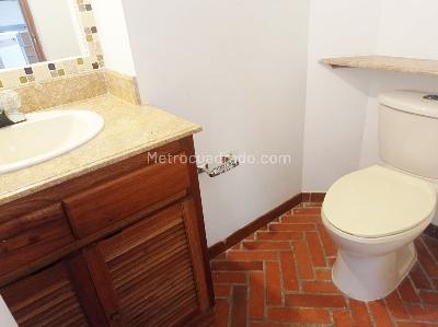 Casa en arriendo en El Poblado, Medellín · foto 15 de 19