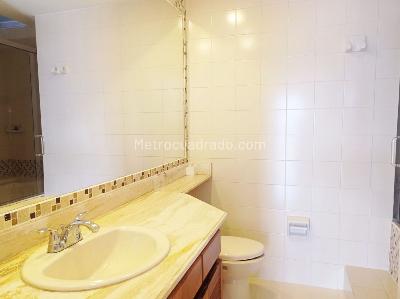 Casa en arriendo en El Poblado, Medellín · foto 17 de 19