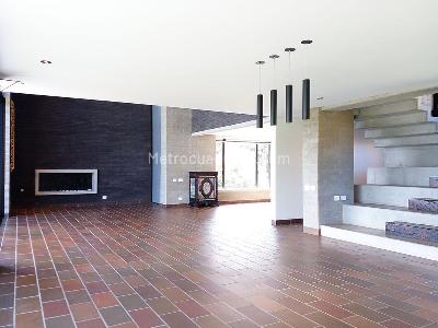 Casa de 3 alcobas en venta en Envigado, Envigado, 450 m² · foto 3 de 20