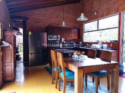 Casa en venta en Envigado, Envigado · foto 3 de 20