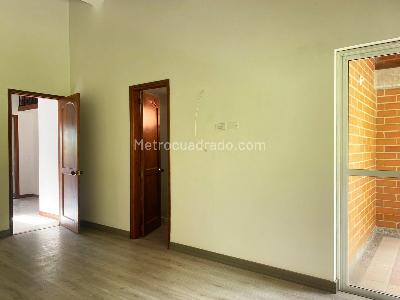 Casa de 4 alcobas en arriendo en Envigado, Envigado, 250 m² · foto 14 de 19