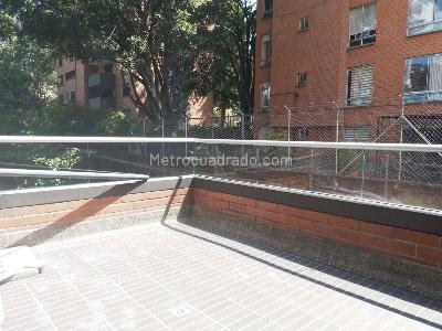 Apartamento de 3 alcobas en arriendo en El Poblado, Medellín, 100 m² · foto 19 de 20
