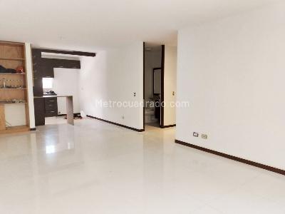 Apartamento de 3 alcobas en arriendo en El Poblado, Medellín, 100 m² · foto 2 de 20