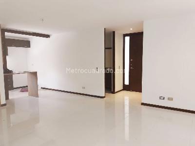 Apartamento de 3 alcobas en arriendo en El Poblado, Medellín, 100 m² · foto 3 de 20