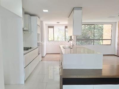 Apartamento de 3 alcobas en venta en El Poblado, Medellín, 186 m² · foto 7 de 20
