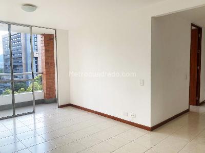 Apartamento de 2 alcobas en arriendo en La Aguacatala, Medellín, 86 m² · foto 2 de 13
