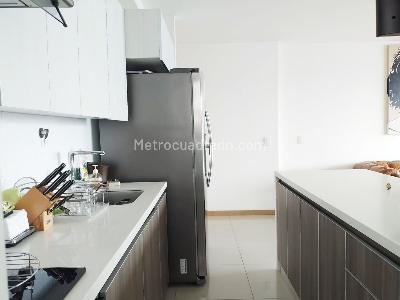 Apartamento de 2 alcobas en arriendo en El Tesoro, Medellín, 100 m² · foto 9 de 20