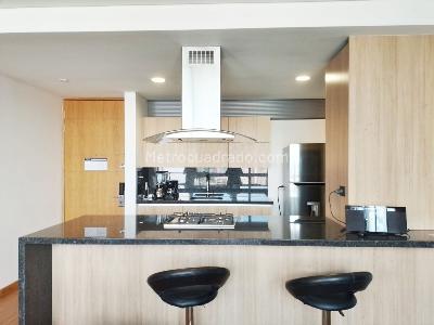 Apartamento de 1 alcoba en venta en El Poblado, Medellín, 70 m² · foto 9 de 14