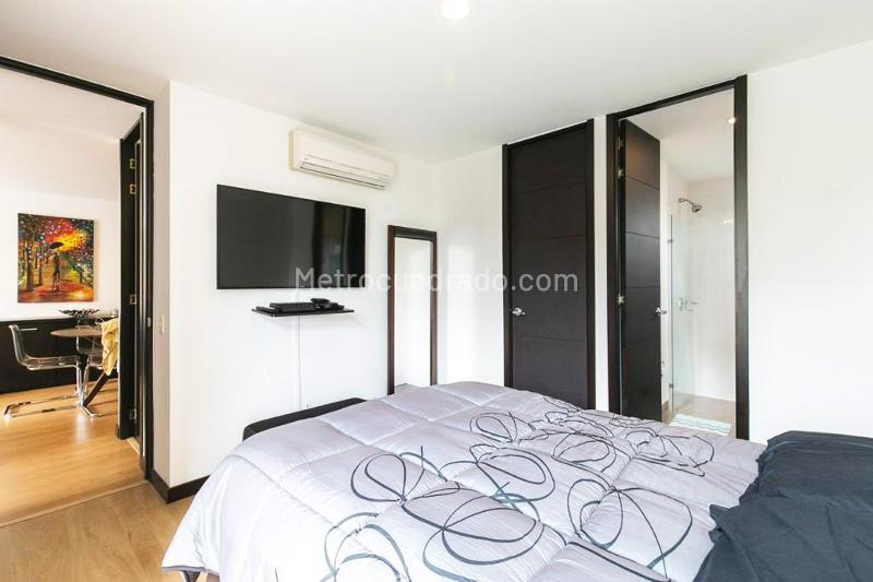 Apartamento Amoblado de 2 Alcobas en Unidad Cerrada El Poblado - 5