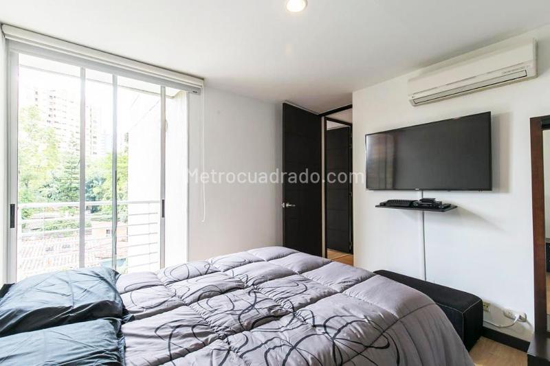 Apartamento Amoblado de 2 Alcobas en Unidad Cerrada El Poblado - 6