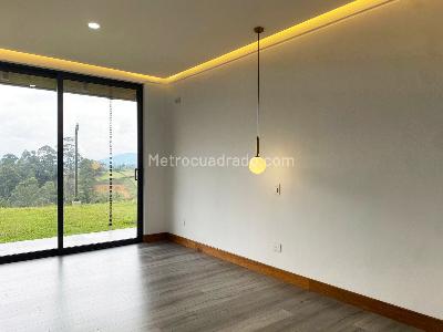 Casa de 4 alcobas en venta en Rionegro, Rionegro, 513 m² · foto 12 de 20