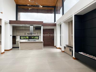 Casa de 3 alcobas en venta en Rionegro, Rionegro, 360 m² · foto 3 de 19