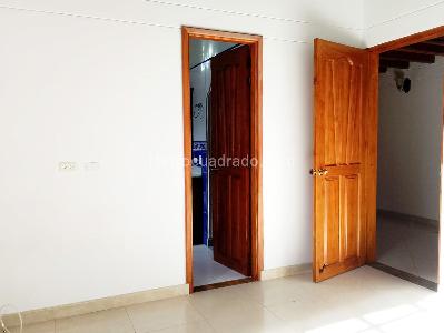 Casa de 5 alcobas en venta en Sabaneta, Sabaneta, 388 m² · foto 11 de 18