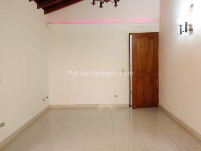 Casa de 5 alcobas en venta en Sabaneta, Sabaneta, 388 m² · foto 9 de 18