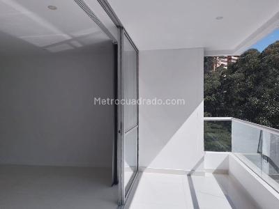 Apartamento de 3 alcobas en venta en El Poblado, Medellín, 137 m² · foto 18 de 18