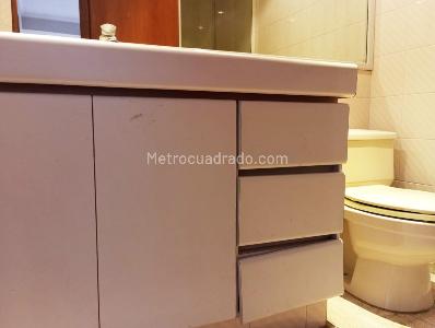 Apartamento de 3 alcobas en venta en El Poblado, Medellín, 170 m² · foto 15 de 16