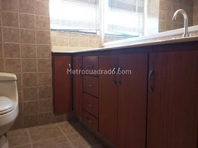 Apartamento de 3 alcobas en venta en El Poblado, Medellín, 170 m² · foto 16 de 16