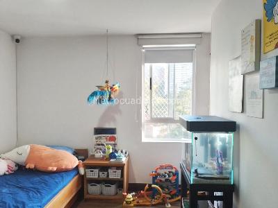 Apartamento de 3 alcobas en venta en San Lucas, Medellín, 98 m² · foto 17 de 19
