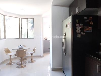 Apartamento de 3 alcobas en venta en El Tesoro, Medellín, 210 m² · foto 7 de 20