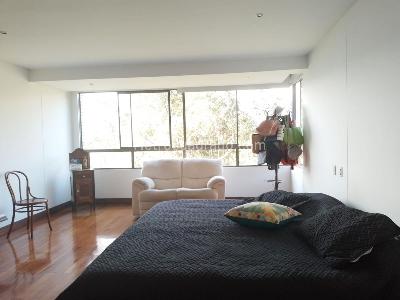 Apartamento de 3 alcobas en venta en El Tesoro, Medellín, 210 m² · foto 9 de 20