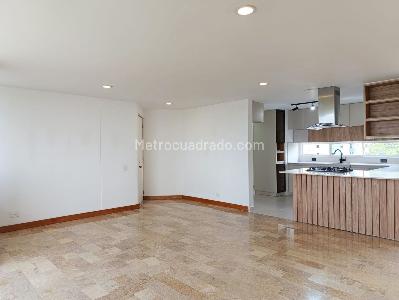 Apartamento de 4 alcobas en venta en El Poblado, Medellín, 190 m² · foto 2 de 20