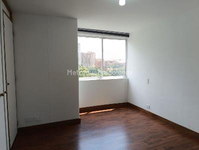 Apartamento de 4 alcobas en venta en El Poblado, Medellín, 190 m² · foto 14 de 20