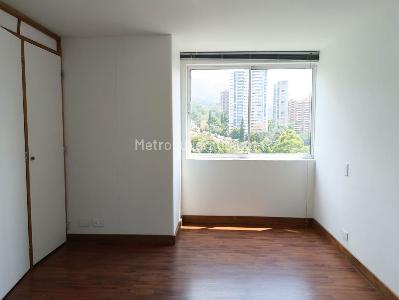 Apartamento de 4 alcobas en venta en El Poblado, Medellín, 190 m² · foto 16 de 20