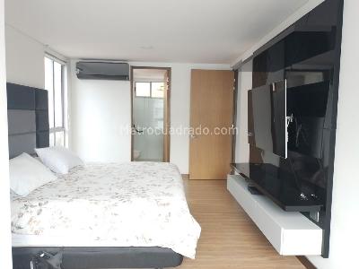 Apartamento de 2 alcobas en venta en El Poblado, Medellín, 128 m² · foto 14 de 20