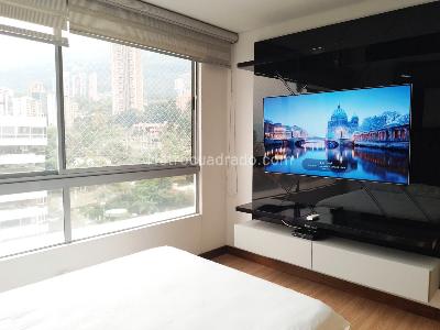 Apartamento de 2 alcobas en venta en El Poblado, Medellín, 128 m² · foto 16 de 20