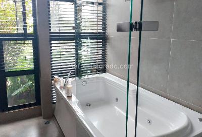Apartamento de 4 alcobas en venta en El Poblado, Medellín, 280 m² · foto 20 de 20