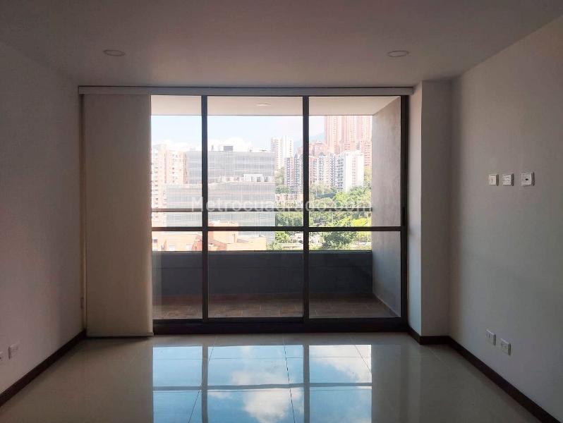 3BR Apartment in EL POBLADO (81 m²)