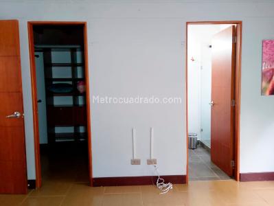 Casa de 4 alcobas en venta en Sabaneta, Sabaneta, 450 m² · foto 14 de 20