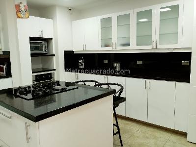 Casa de 4 alcobas en venta en Sabaneta, Sabaneta, 450 m² · foto 6 de 20