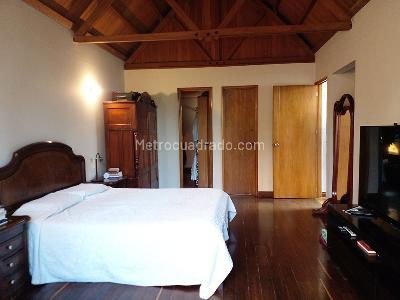 Casa de 3 alcobas en venta en El Poblado, Medellín, 194 m² · foto 14 de 20