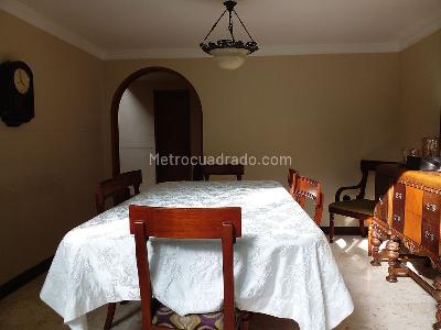 Casa de 3 alcobas en venta en El Poblado, Medellín, 194 m² · foto 5 de 20