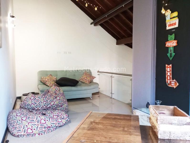 Furnished 4BR Apartment in El Poblado - 9