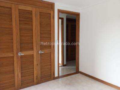 Apartamento de 3 alcobas en arriendo en La Florida, Medellín, 117 m² · foto 10 de 12