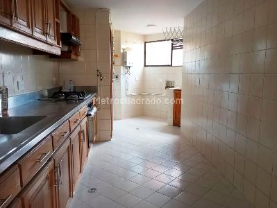 Apartamento de 3 alcobas en arriendo en La Florida, Medellín, 117 m² · foto 3 de 12