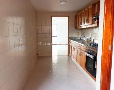 Apartamento de 3 alcobas en arriendo en La Florida, Medellín, 117 m² · foto 4 de 12