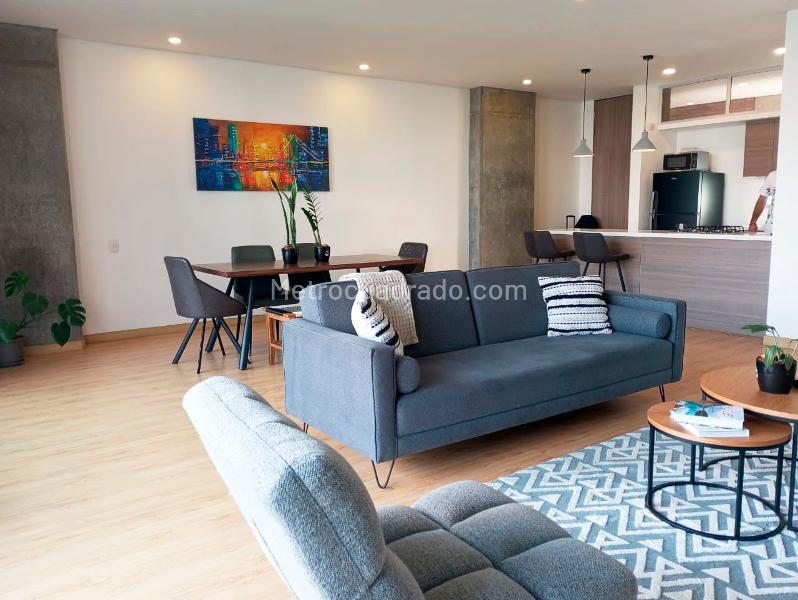 Apartaestudio Amoblado de 1 Alcoba con 2 Baños en El Poblado - 2