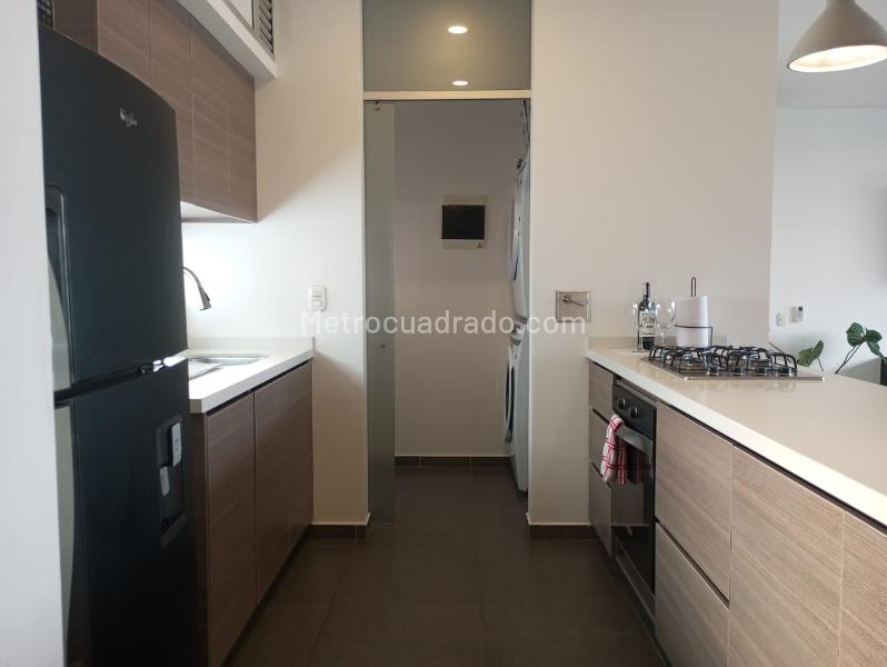 Apartaestudio Amoblado de 1 Alcoba con 2 Baños en El Poblado - 5