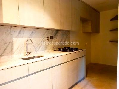 Apartamento de 1 alcoba en arriendo en El Poblado, Medellín, 50 m² · foto 4 de 11
