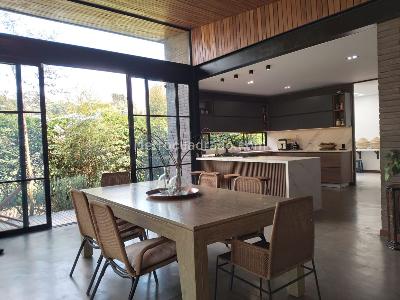 Casa de 3 alcobas en venta en Rionegro, Rionegro, 410 m² · foto 3 de 16