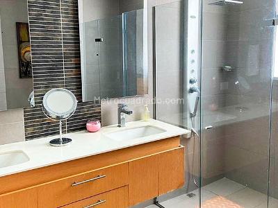Apartamento de 3 alcobas en arriendo en El Poblado, Medellín, 164 m² · foto 12 de 13
