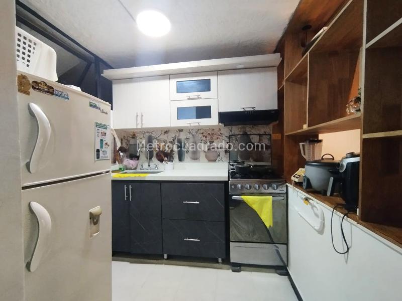 Cozy 2BR Apartment in Tranquil El Poblado - 8