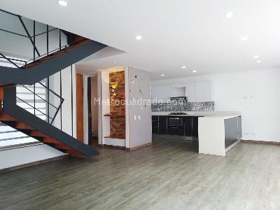 Casa de 3 alcobas en venta en Rionegro, Rionegro, 270 m² · foto 2 de 14